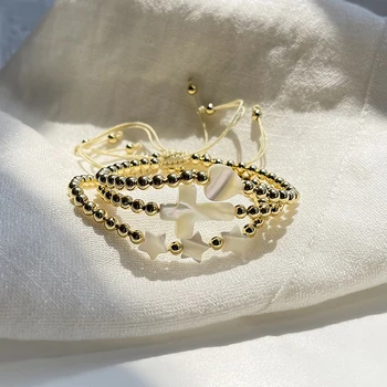 1 малка гривна от естествени перли във формата на миди love