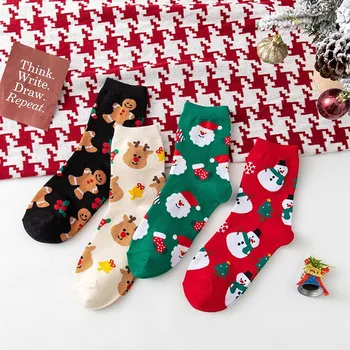4 двойки Коледни чорапи, Дамски чорапи за момичета, Чорапи в стил Ins с хубав модел на карикатура, Есенно-зимни памучни чорапи със средна дължина, за деца и възрастни