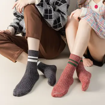 Нови мъжки и дамски чорапи със средна дължина от две ивици, чорапи академик стил, корейската версия, модерен чифт