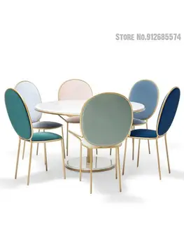 Скандинавски маса за хранене, стол, стол за домашно ресторант, лесен луксозен стол ins net, червен стол, модерен минималистичен железен стол за грим, стол с облегалка