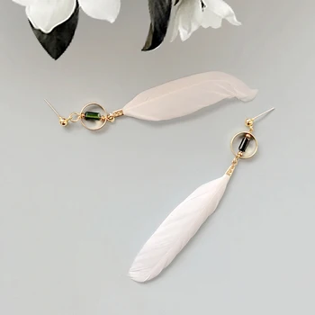 Японски и корейски малки обеци с пискюли, щипки за уши, Дълга висулка във формата на Безсмъртен пера, Просто Темперамент, мода декорация в ретро стил